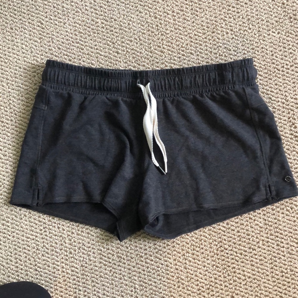 Lululemon shorts!!